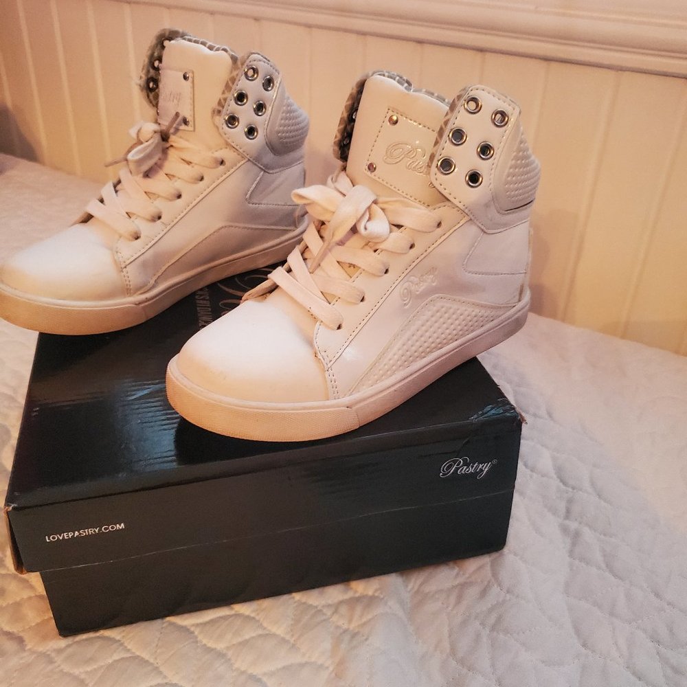 dance shoes